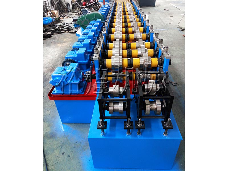 電梯加強(qiáng)筋生產(chǎn)線(xiàn) 電梯加強(qiáng)筋生產(chǎn)線(xiàn)